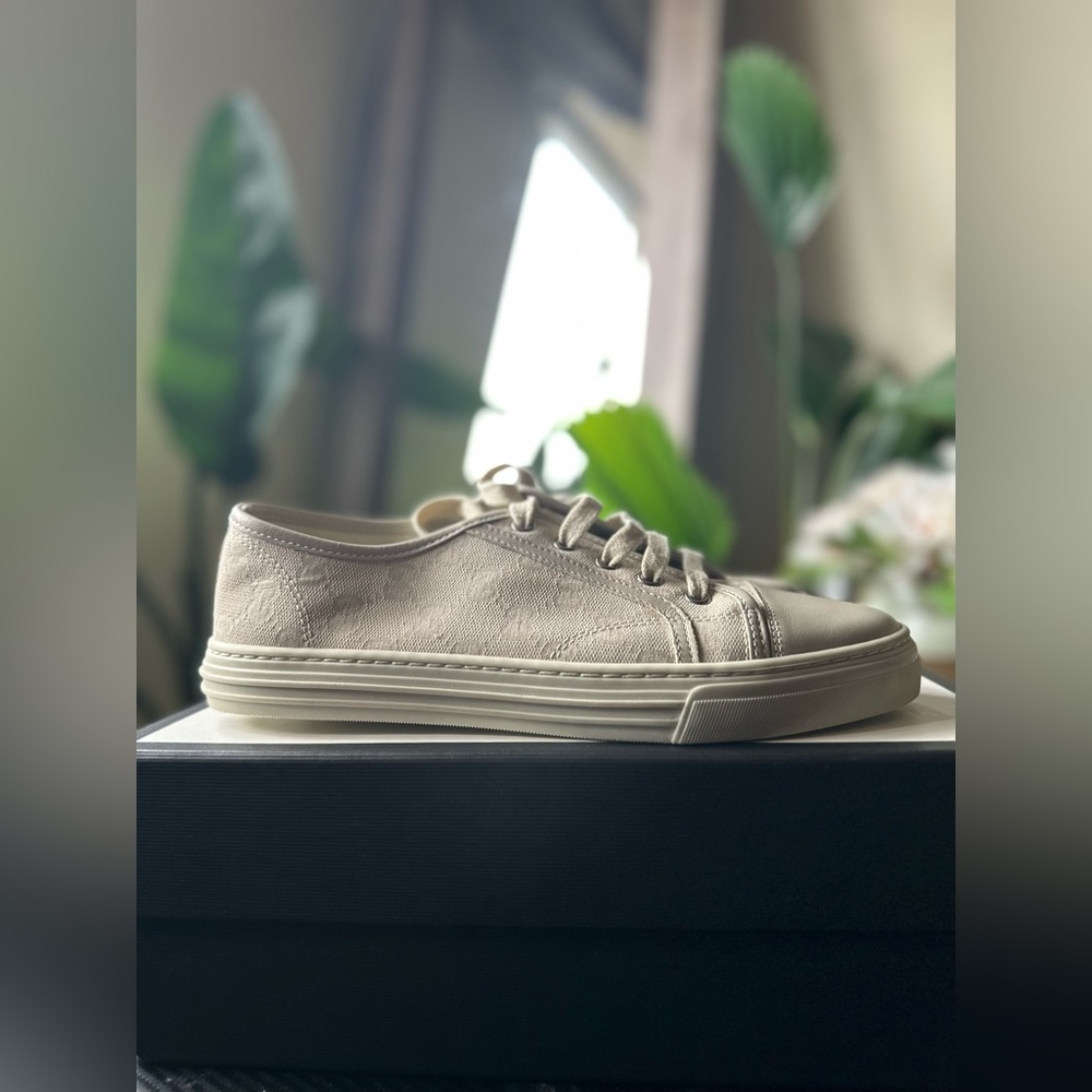 GUCCI low top sneakers washed white cotton GG monogram